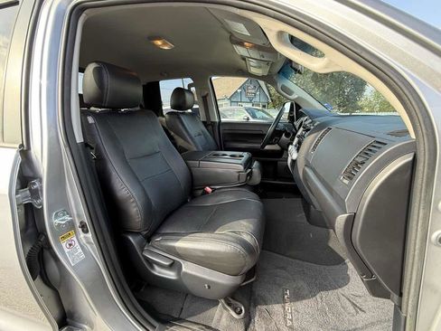 Used 2012 Toyota Tundra 4x4 Double Cab image 10