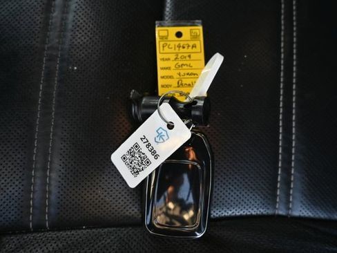 Used 2019 GMC Yukon Denali image 30