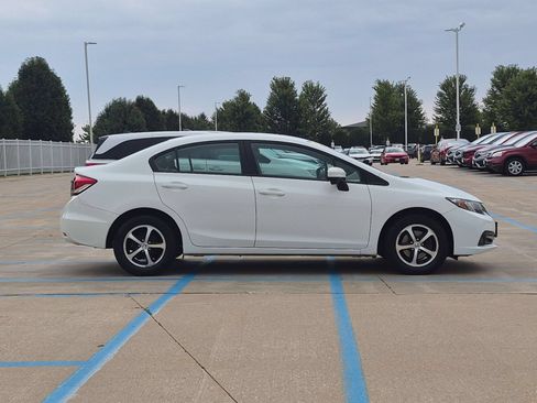 Used 2015 Honda Civic SE image 5