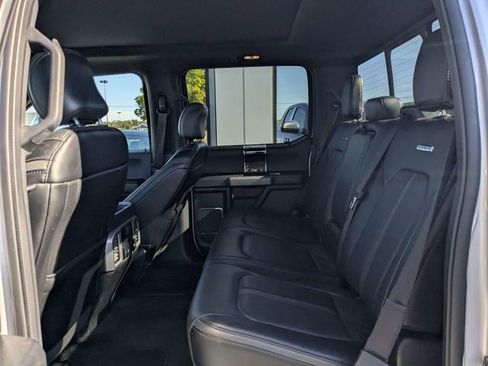 Used 2017 Ford F150 Platinum w/ Equipment Group 701A Luxury image 11