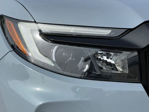 Used 2023 Honda Ridgeline Black Edition image 34