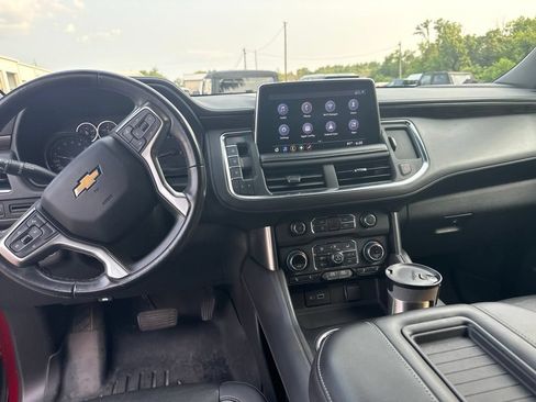 Used 2021 Chevrolet Suburban LT AWD/4WD image 6
