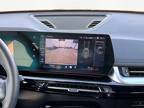 Used 2025 BMW X1 xDrive28i image 6