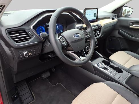 Used 2022 Ford Escape Titanium w/ Titanium Elite Package image 14