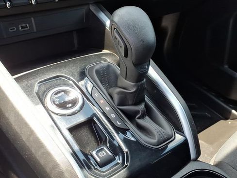 Used 2023 Chevrolet Colorado W/T AWD/4WD image 22
