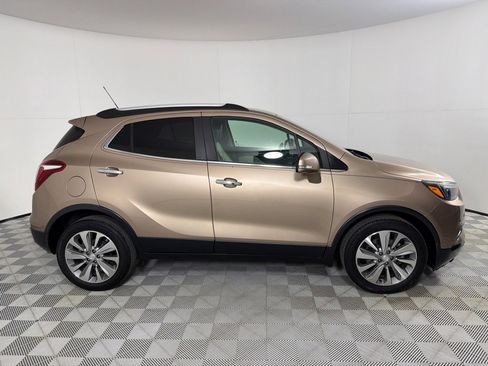 Used 2018 Buick Encore Preferred image 4