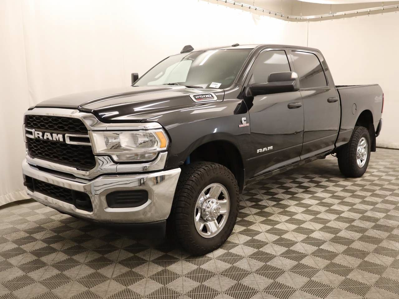 Used 2022 RAM 2500 Tradesman AWD/4WD image 1