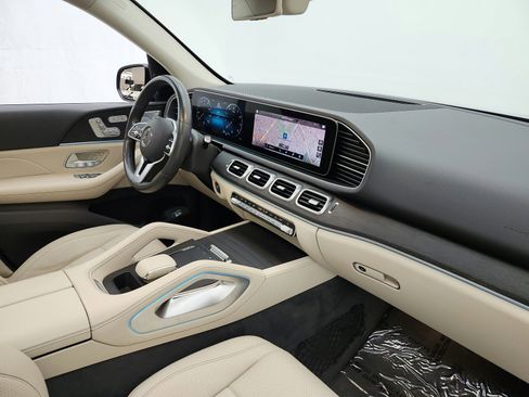 Used 2020 Mercedes-Benz GLE 350 4MATIC image 25