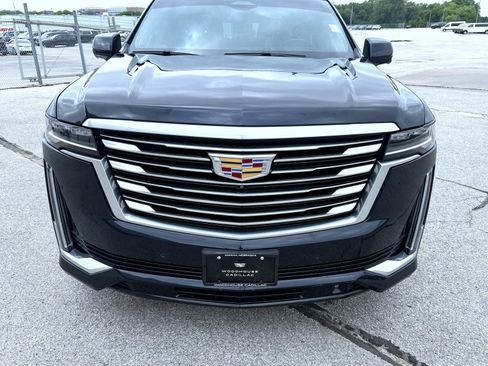 Certified 2023 Cadillac Escalade Premium Luxury Platinum AWD/4WD image 9