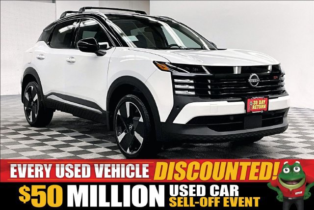 New 2026 Nissan Kicks SR w/ Cold Weather Package FWD image 1