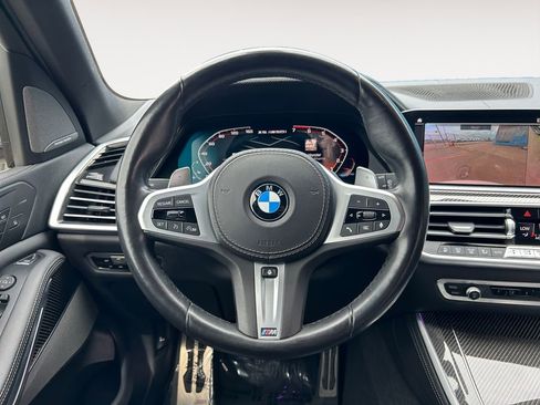 Used 2022 BMW X5 M50i w/ Premium Package image 15