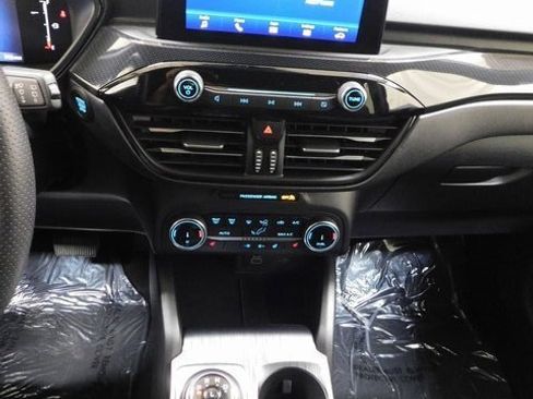 Used 2025 Ford Escape ST-Line Select image 32