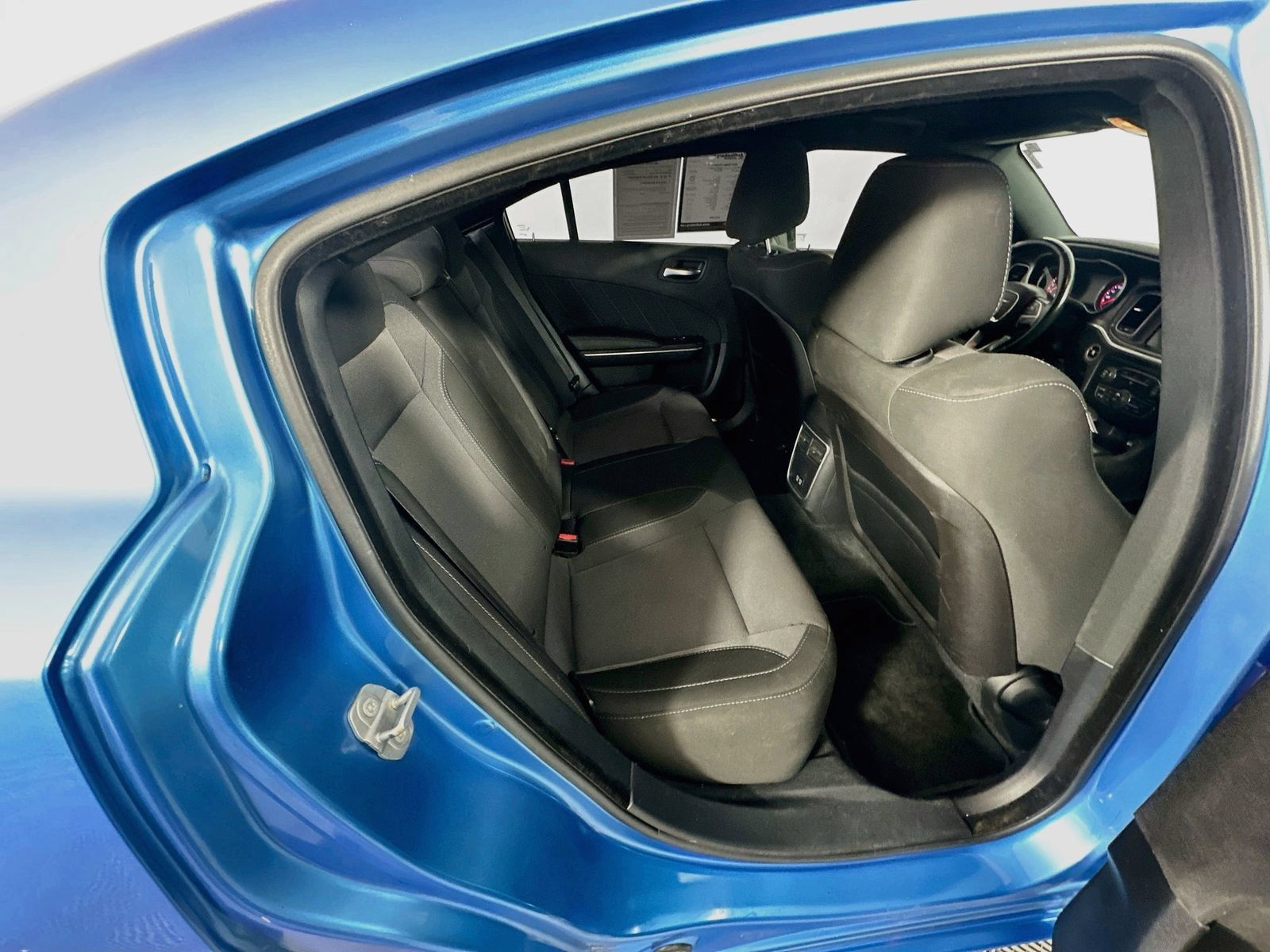Used 2015 Dodge Charger R/T RWD image 23