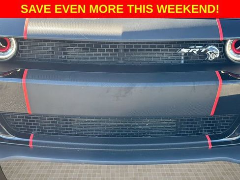 Used 2019 Dodge Challenger SRT Hellcat image 9