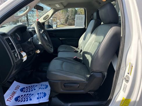 Used 2016 RAM 4500 Tradesman image 10