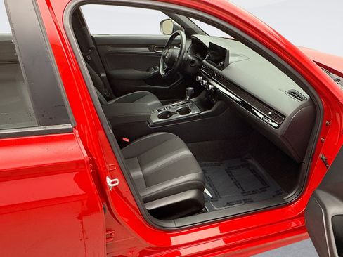 Used 2023 Honda Civic Sport image 16