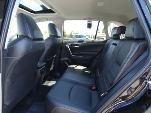 Certified 2023 Toyota RAV4 XLE Premium image 21