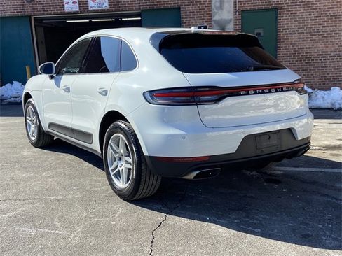 Used 2021 Porsche Macan image 7
