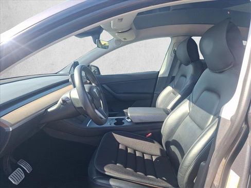 Used 2021 Tesla Model Y Performance AWD/4WD image 13