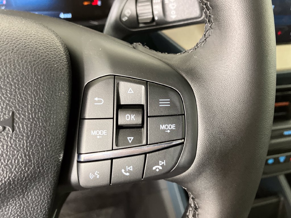 New 2026 Ford Maverick Lariat AWD/4WD image 18