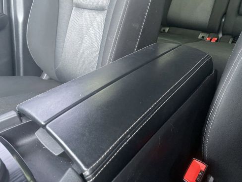 Certified 2024 Nissan Rogue SV image 19