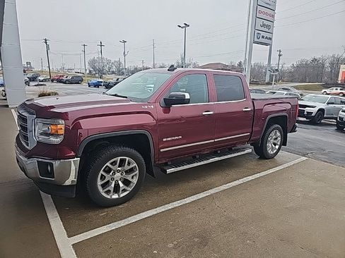Used 2015 GMC Sierra 1500 SLT w/ SLT Crew Cab Value Package image 2