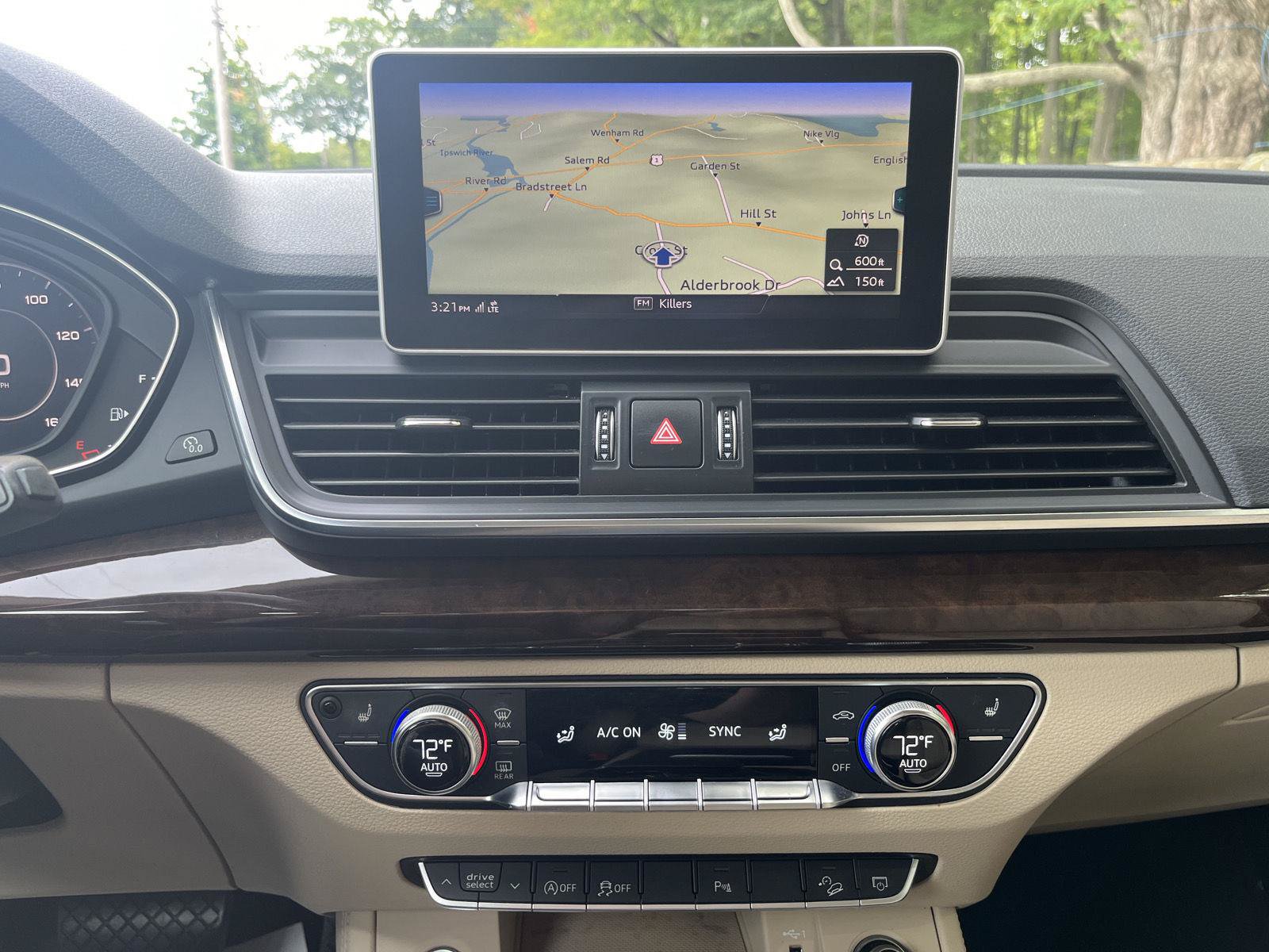 Used 2019 Audi Q5 2.0T Premium Plus w/ Premium Plus Package AWD/4WD image 11