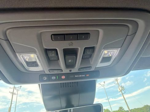 Used 2025 Chevrolet Silverado 2500 LTZ w/ LTZ Plus Package AWD/4WD image 34