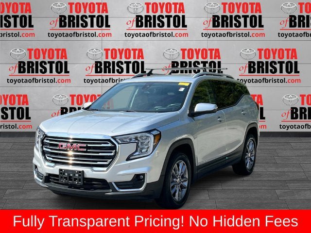 Used 2022 GMC Terrain SLT w/ Tech Package AWD/4WD image 8