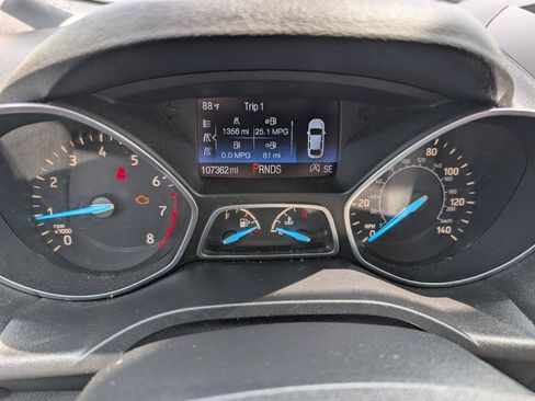 Used 2017 Ford Escape SE FWD image 18