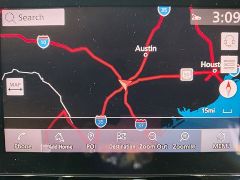 Used 2024 Nissan Armada Platinum w/ Captain's Chairs Package image 16