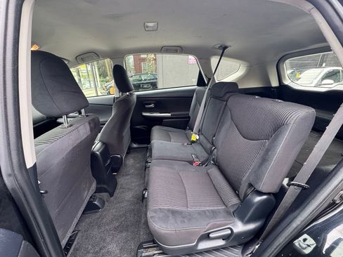 Used 2017 Toyota Prius V Three FWD image 12