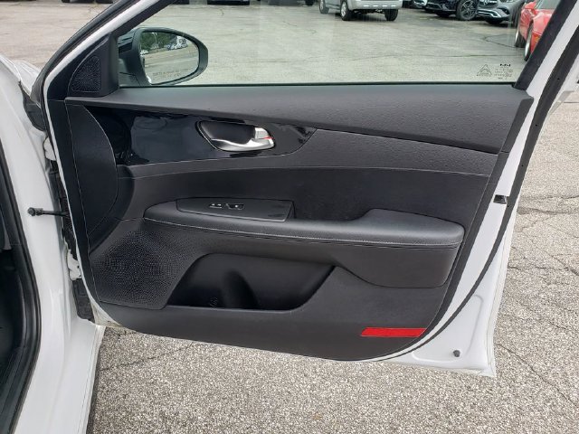 Used 2022 Kia Forte GT-Line FWD image 19