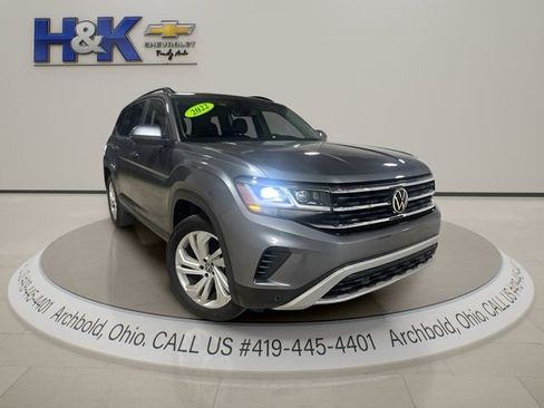 Used 2022 Volkswagen Atlas SE w/ Panoramic Sunroof Package FWD image 1