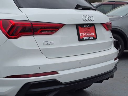 Used 2020 Audi Q3 2.0T Premium Plus w/ Premium Plus Package AWD/4WD image 13