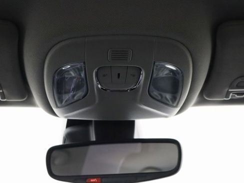 Used 2022 Jeep Compass Latitude AWD/4WD image 25