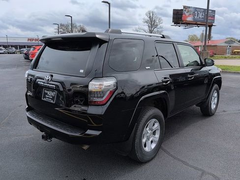 Certified 2024 Toyota 4Runner SR5 image 7