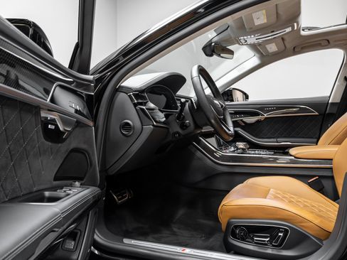 Used 2023 Audi S8 4.0T quattro image 39