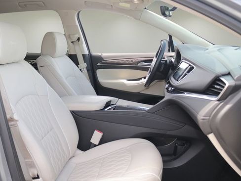 Used 2024 Buick Enclave Avenir w/ Trailering Package, 5000 lbs. FWD image 18