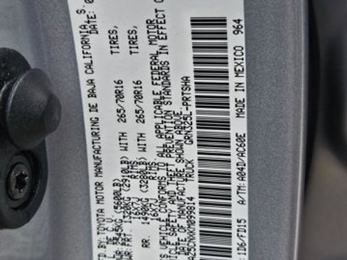 Used 2019 Toyota Tacoma TRD Off-Road image 15