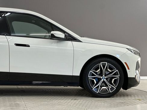 Used 2023 BMW iX xDrive50 w/ Premium Package AWD/4WD image 37