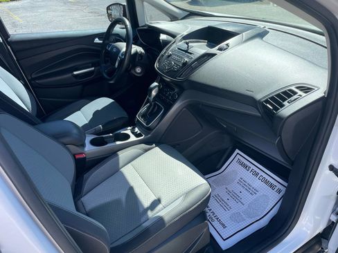 Used 2017 Ford C-MAX SE w/ Cold Weather Package image 20