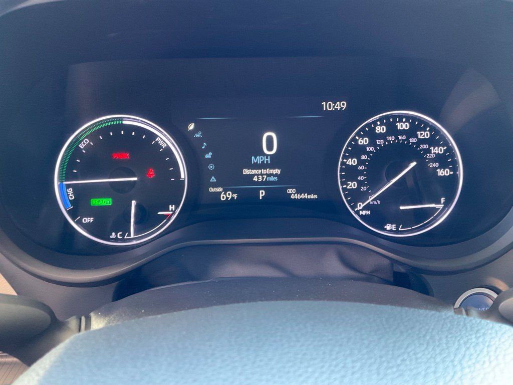 Certified 2023 Toyota Sienna Limited AWD/4WD image 14