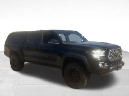 Used 2021 Toyota Tacoma TRD Off-Road w/ Technology Package AWD/4WD image 8