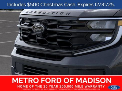 New 2025 Ford Expedition Platinum w/ Stealth Performance Package image 19