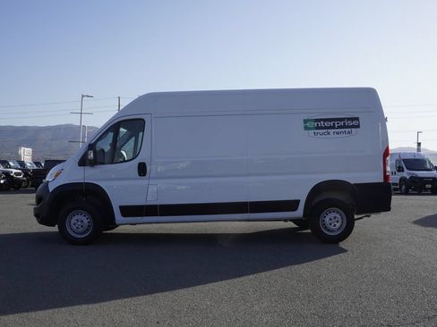 Used 2025 RAM ProMaster 2500 w/ Convenience Group FWD image 7