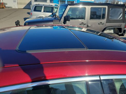 Used 2017 Buick LaCrosse Essence w/ Sun and Shade Package image 3