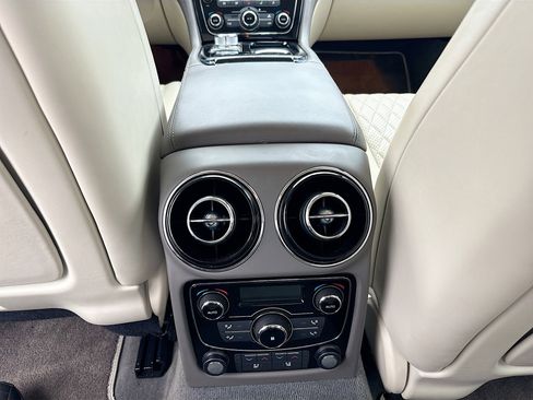 Used 2017 Jaguar XJ L Portfolio image 20