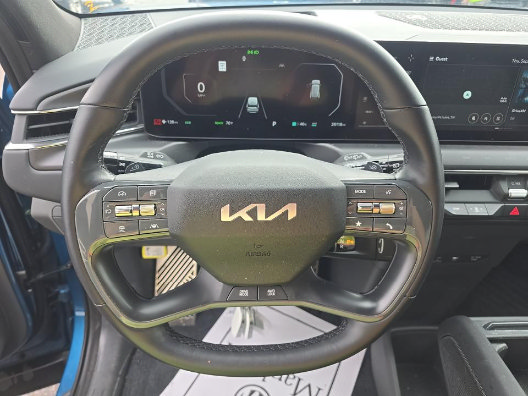 Used 2024 Kia EV9 GT-Line AWD/4WD image 3