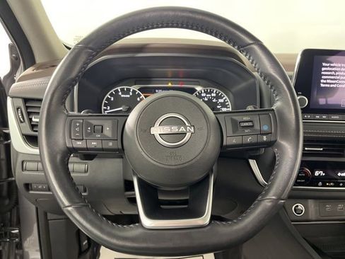 Used 2023 Nissan Rogue SV w/ SV Premium B Package image 20